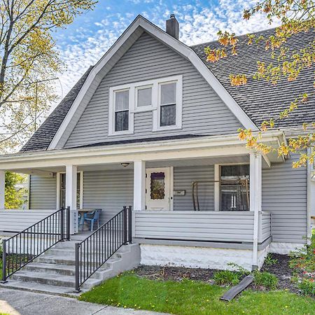 The Junction Victorian Home In Quaint Fortville! Bagian luar foto